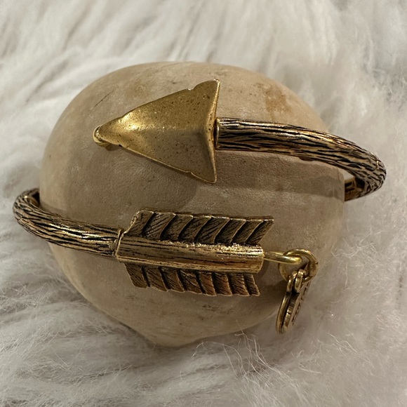 Alex & Ani Vintage Arrow Gold Wrap Bangle - Picture 4 of 5